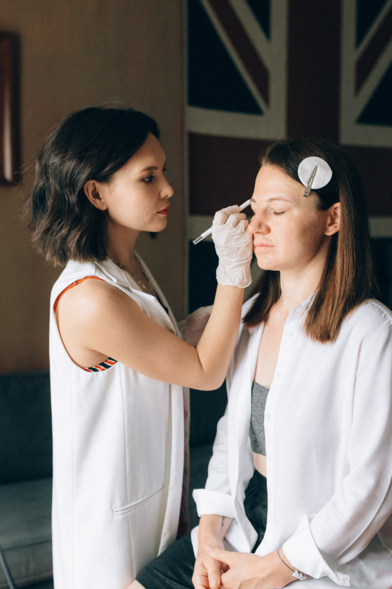 how to become a professional makeup artist